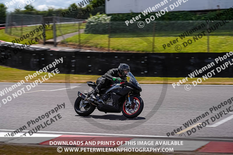 donington no limits trackday;donington park photographs;donington trackday photographs;no limits trackdays;peter wileman photography;trackday digital images;trackday photos
